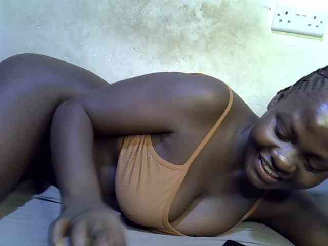 African-qeen1 webcam
