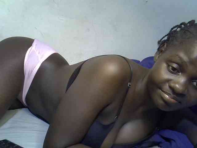African-qeen1 webcam