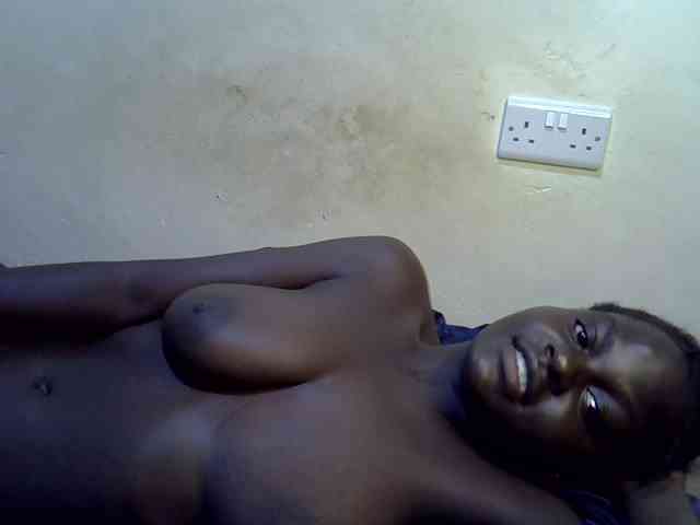 African-qeen1 webcam