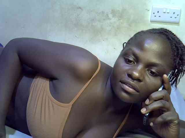 African-qeen1 webcam