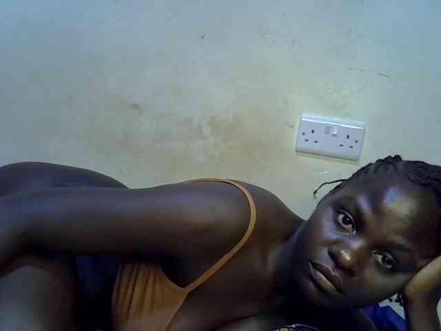African-qeen1 webcam