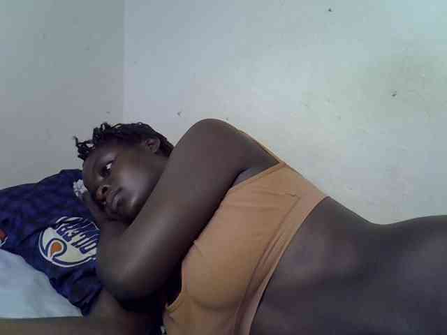 African-qeen1 webcam