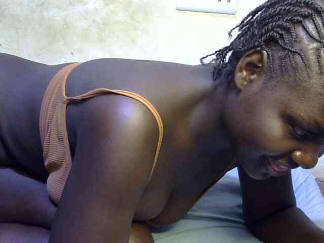 African-qeen1 webcam