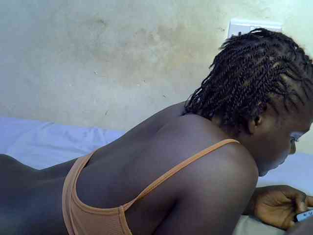 African-qeen1 webcam
