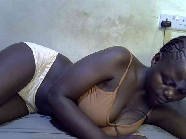 African-qeen1 webcam