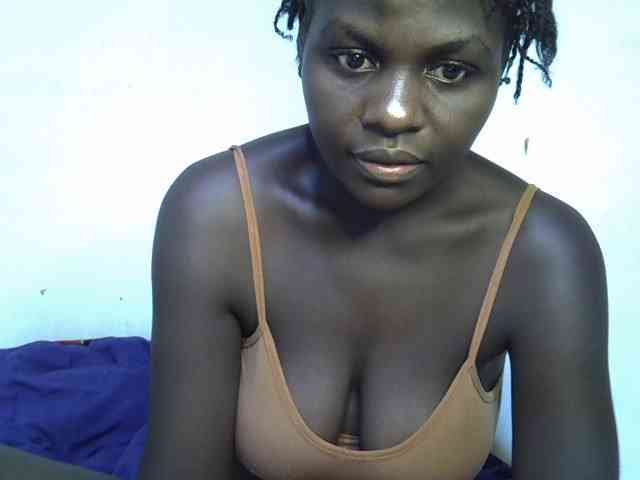 African-qeen1 webcam