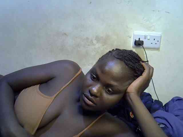 African-qeen1 webcam