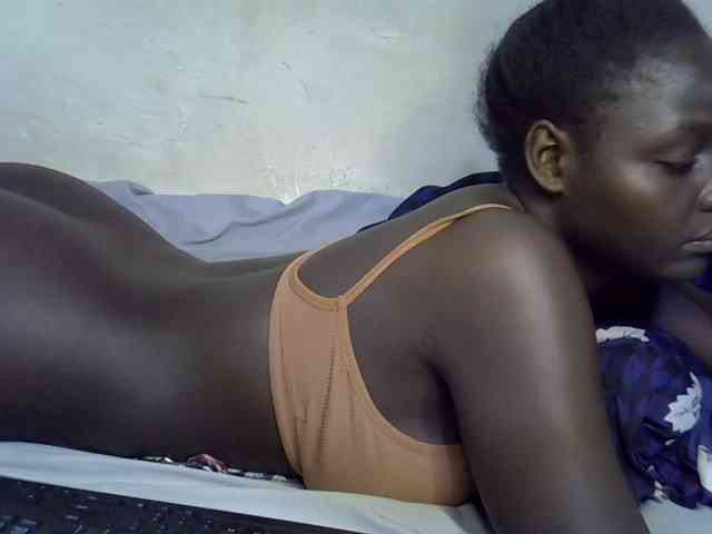African-qeen1 webcam
