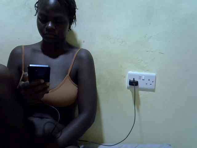 African-qeen1 webcam