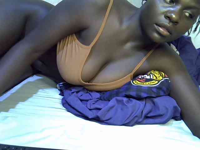 African-qeen1 webcam