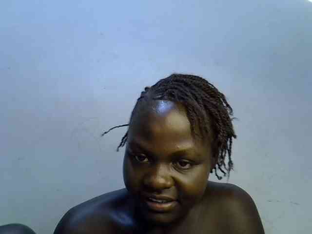 African-qeen1 webcam