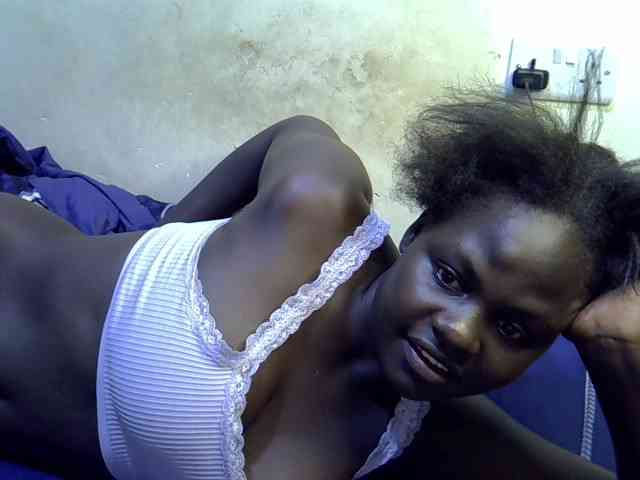 African-qeen1 webcam