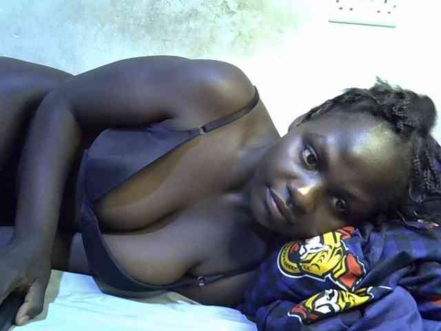 African-qeen1 webcam