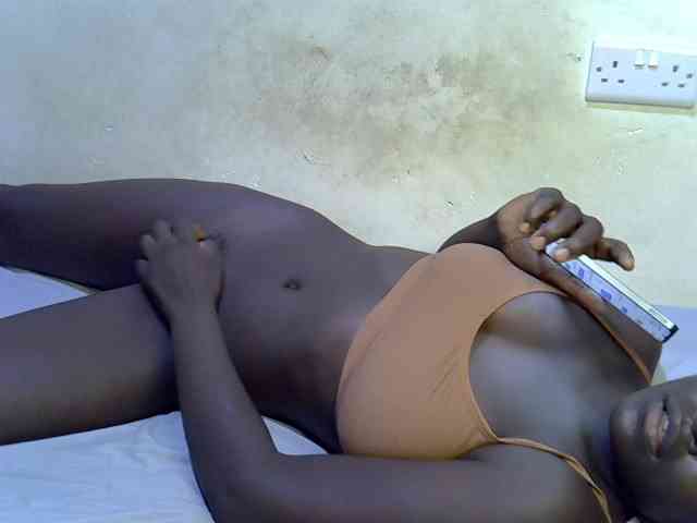African-qeen1 webcam