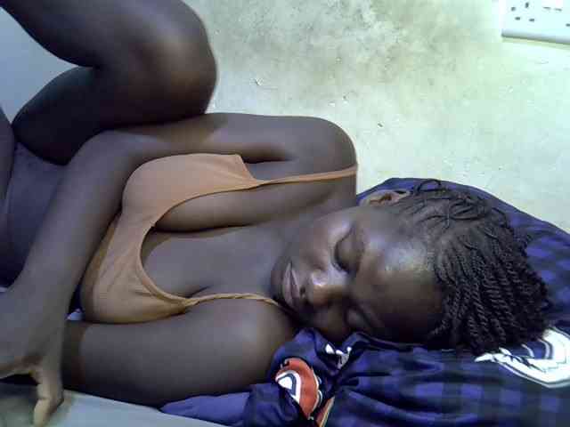African-qeen1 webcam