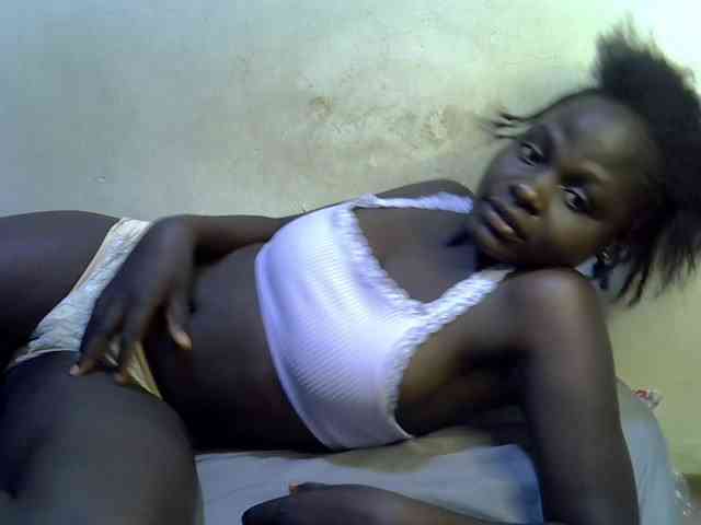 African-qeen1 webcam