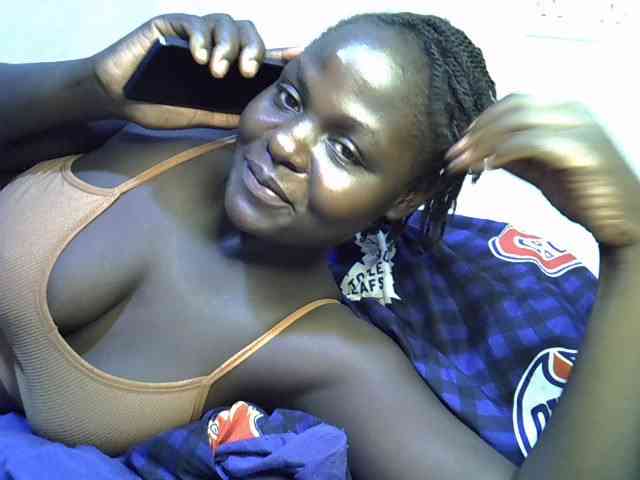 African-qeen1 webcam