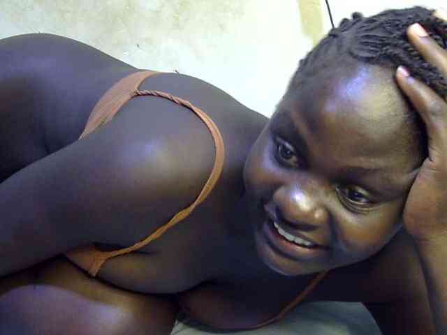 African-qeen1 webcam