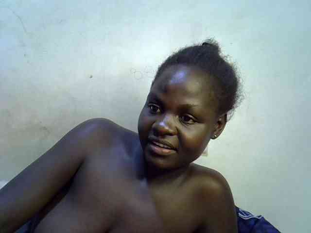 African-qeen1 webcam
