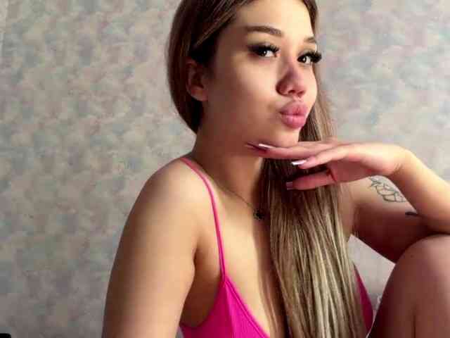 MichaGlish webcam