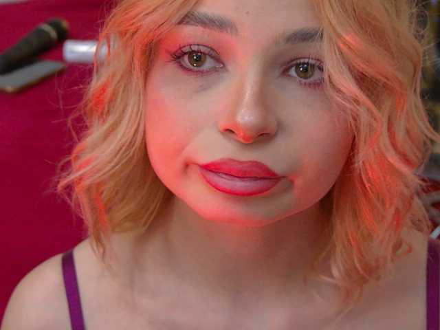 FreyaAzelle live cam on BongaCams