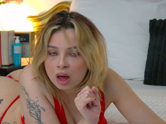 FreyaAzelle live cam on BongaCams