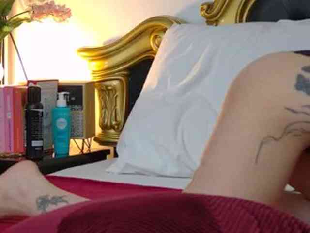 FreyaAzelle webcam