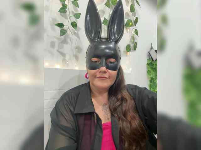 queen885104 webcam