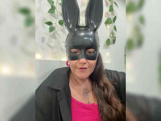 queen885104 webcam