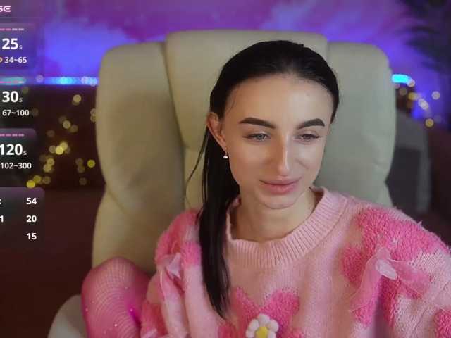 EmilyyMoon live cam on BongaCams