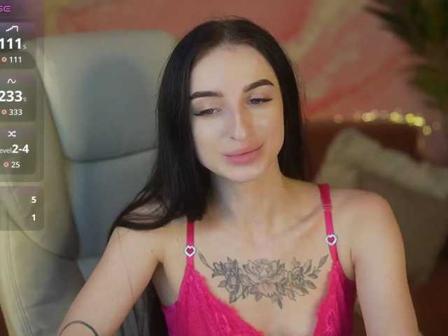 EmilyyMoon live cam preview