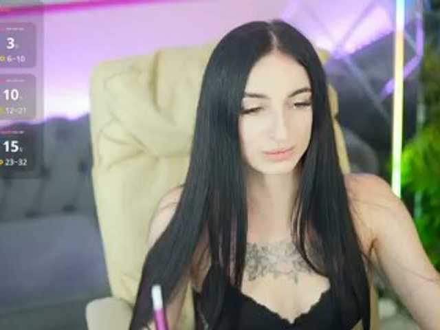 EmilyyMoon