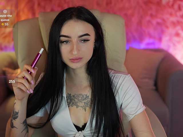 EmilyyMoon live cam preview