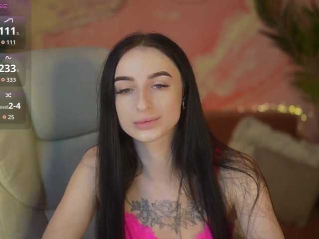 EmilyyMoon live cam on BongaCams
