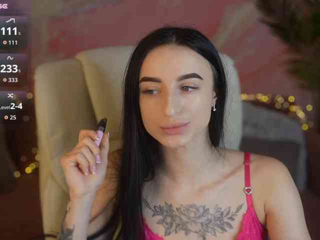EmilyyMoon webcam