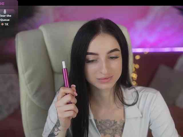 EmilyyMoon EmilyyMoon