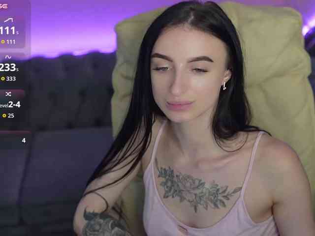 EmilyyMoon EmilyyMoon