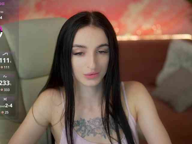 EmilyyMoon webcam
