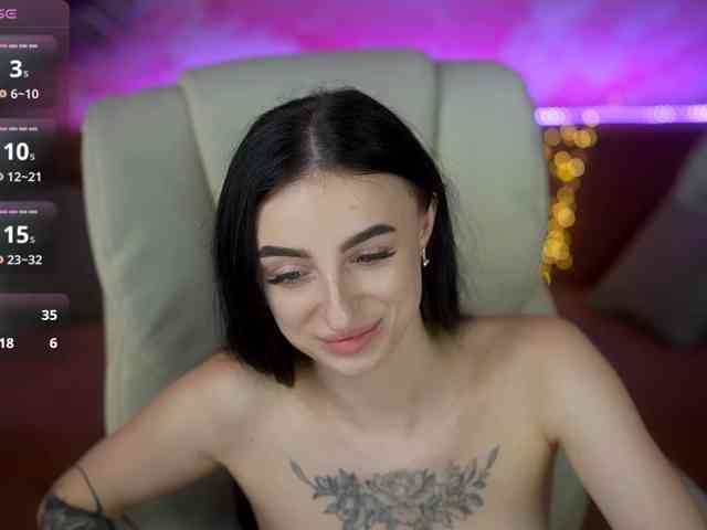 EmilyyMoon