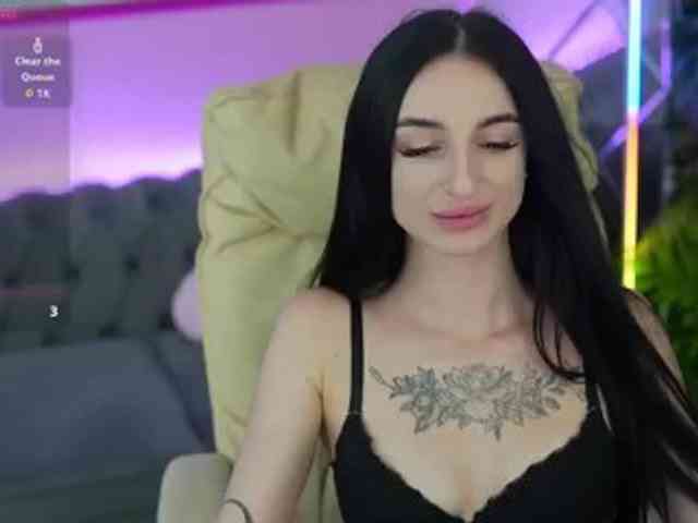 EmilyyMoon - Girl 