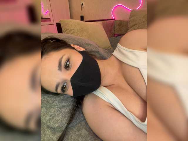 TheBarsa live cam on BongaCams