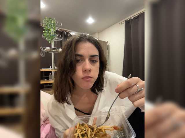 Soffeea live cam on BongaCams