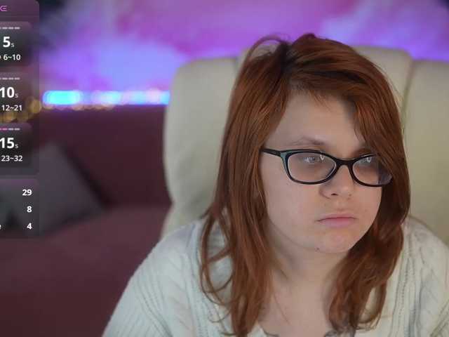 MelodyCharm, en vivo ahora en BongaCams