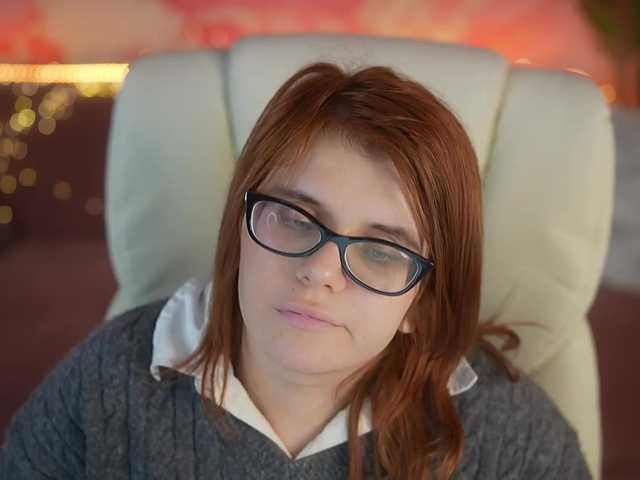 MelodyCharm live cam preview