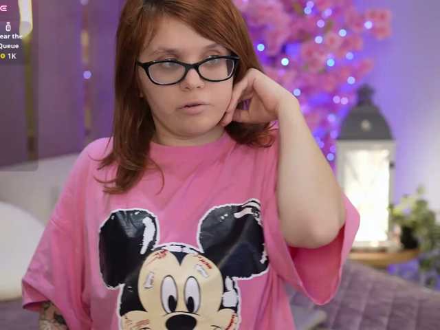 MelodyCharm live cam on BongaCams