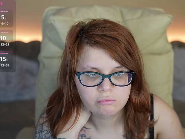 MelodyCharm live cam preview