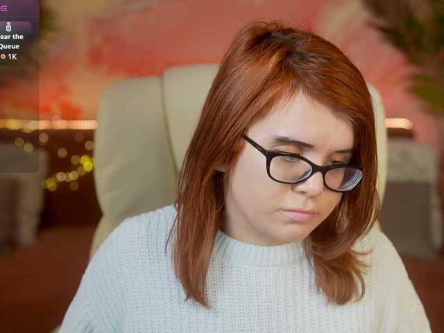 MelodyCharm — live female cam