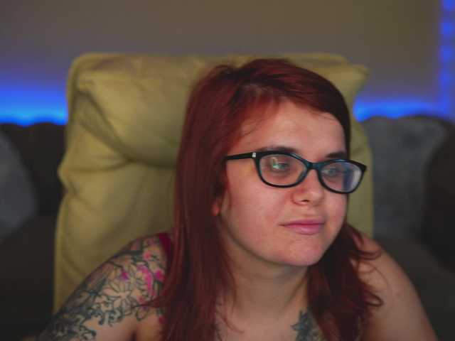 MelodyCharm live cam on BongaCams