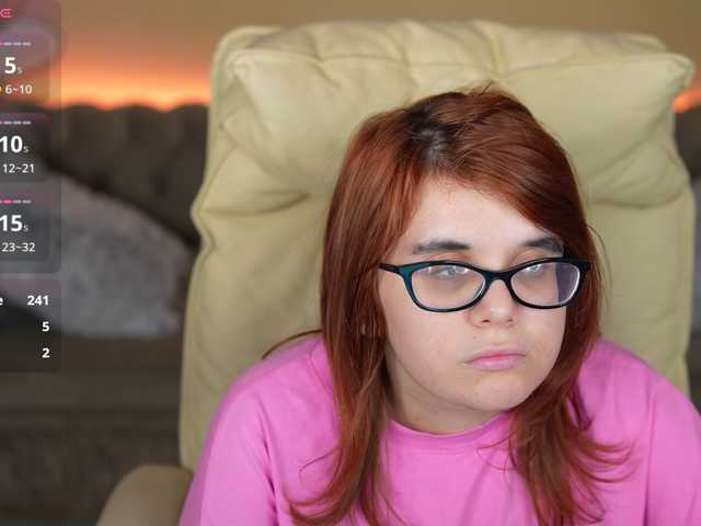 MelodyCharm live cam preview