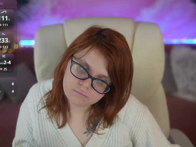 MelodyCharm, en vivo ahora en BongaCams